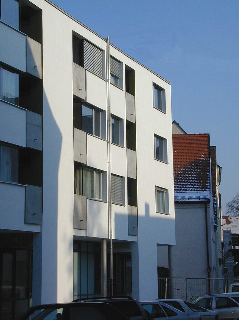 Beckerstraße Ingolstadt – Detail der Loggien und Fensteröffnungen